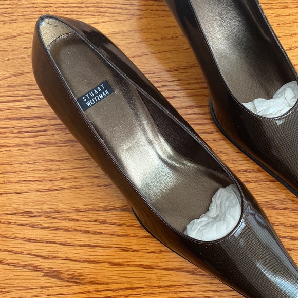 Stuart Weitzman Patent Leather Low Block Brown Heels Shoes 9.5 - Picture 2 of 11